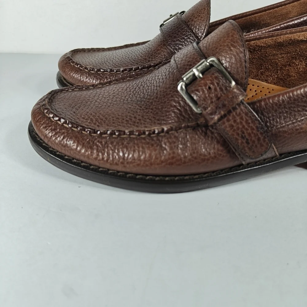 G.H Bass Weejuns Bass Bran Slip on Loafers Buckle Detail Brown Preppy Men's 7